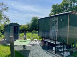 The Orchard Retreat, glamping site in Shrewsbury