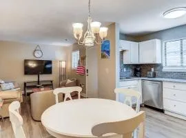 Resort Daze-2 Bedroom, Short Walk to the Beach