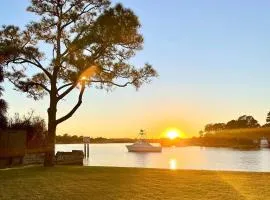 Bayou 565 - Panhandle Paradise, Free Activities Included!