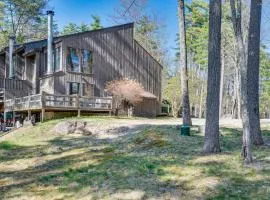Half Mile to Ski Slopes Conway Condo with Hot Tub!