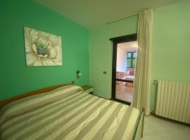 Hotel Giampy, hotell i Assergi