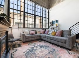 New Industrial Loft Space on River and Bike Trail, vacation rental in Maineville