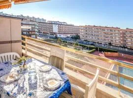 Nice Apartment In Blanes With Kitchen