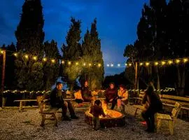 Ghar El Melh Outdoors、Raʼs al Jabalのグランピング施設