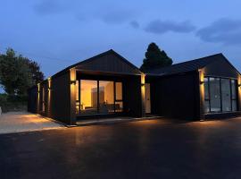 Deerpark 3-bedroom luxury retreat villa, atostogų namelis mieste Kašelis