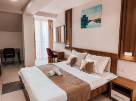 Astoria Apartments, bed and breakfast en Struga