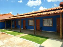 Pousada Recanto Rainha do Lago，卡皮托利烏的住宿
