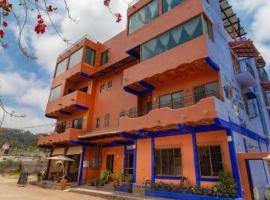 Posada Las Flores, Hotel in Los Ayala