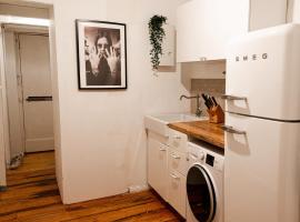 Artistic Berlin Apartment, hotel in Berlin