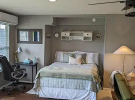 Corpus C Quiet Studio near Laguna Madre