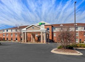 Holiday Inn Express Hotel & Suites Chicago-Algonquin by IHG, hotel en Algonquin
