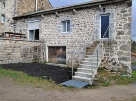 Gite de la margeride, hôtel à Thoras