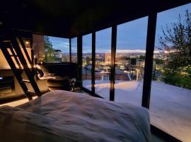 Edge Oslo - Hideaway with Breathtaking City Views, hotel di Oslo