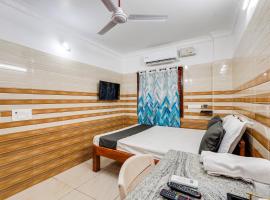 OYO Sharmila Guest House, hotel u gradu 'Kottakupam'