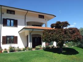 B&B Mombracco, hotel di Envie