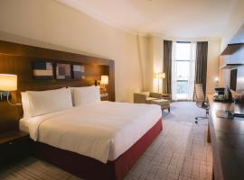 Holiday Inn Abu Dhabi by IHG, hotel poblíž Mezinárodní letiště Abu Dhabi - AUH, Abú Zabí