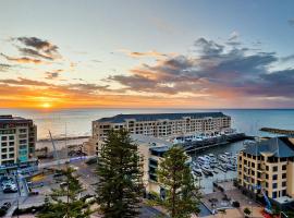 Belle Escapes - Glenelg Skyline Penthouse, ξενοδοχείο σε Glenelg