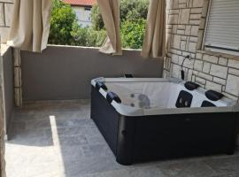 Apartment Vi & La ELECTRIC SCOOTERS included, hotel en Vir