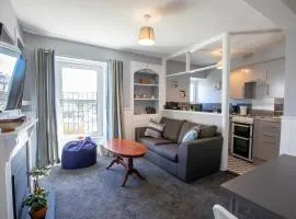 Harbour Hideaway-Cosy & Central