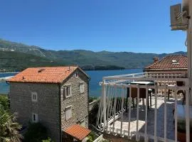 Santa Maria - Old Town Apartment