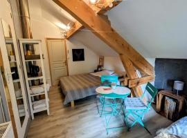 Au bon endroit -- Chambre chez l'habitant -- Via Rhona, cheap hotel in Jonzier-Épagny