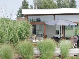 Spakenburg में Marina VILLA nabij water met prive sauna., विला