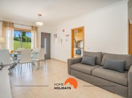 #154 V2 Vila Branca 54 by Home Holidays, hotel em Albufeira