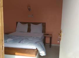 Hotel Al Khayatt, hotel v mestu Kaolack