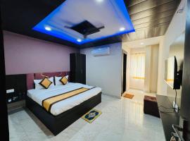 Goroomgo Hotel Imperial Varanasi - Wonderfull Stay with Family, hotel sa Varanasi