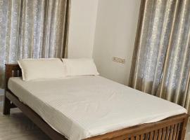 Royal Stay, hôtel à Thrissur