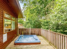 Norton Lodge 18, holiday home in Kingham