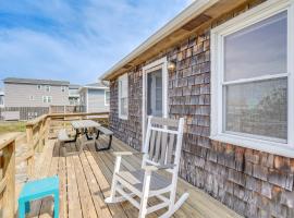 Updated Kitty Hawk Semi-Oceanfront with Ocean Views, cottage in Kitty Hawk