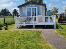 Caravan for hire Havens holiday park Great Yarmouth Norfolk, hotel a Great Yarmouth