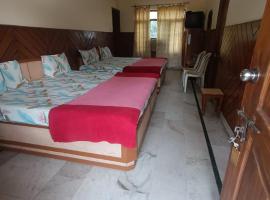 Hotel Rajpal Guest House, hotel Dehradúnban