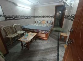 Hotel Rajpal Guest House, hotel em Dehradun