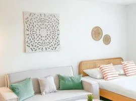 Sunset Club - STUDIO II - Küche - Balkon - Parken