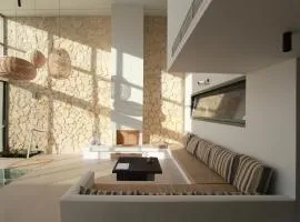 Endogeios Luxury Villas