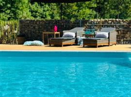 Sievershof Sieversloft, hotel com piscina em Wietzendorf