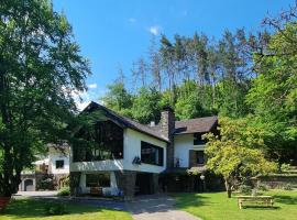 B&B Am Sahrbach, bed & breakfast i Altenahr