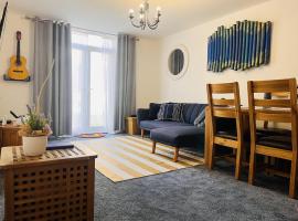 Dzīvoklis Beautiful 2 - Bed Apartment in Aylesbury pilsētā Eilsberija