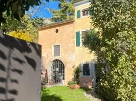 Cà Renzon stanza in rustico di campagna vicino al Lago