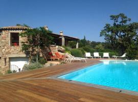 Lavezzi - 2 bedrooms & swimming pool - beach 5min, hotel in Zonza