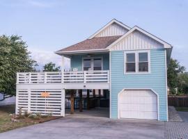 Somewhere On A Beach - Dog Friendly • Private Pool • Hot Tub • Fire Pit • Game Room • Horseshoe Pits • Walk to beach, Sound, arcade and go carts!, hotel with jacuzzis in Kill Devil Hills