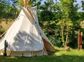 tipi des sioux, tenda de luxo em Moulayrès