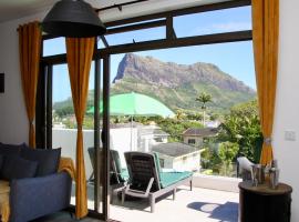 Lux Penthouse Apartment 3 bedrooms Quatre Bornes, place to stay in Quatre Bornes