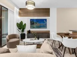 3 Bedrooms 3 Baths The Hub At Westside 3205Tt