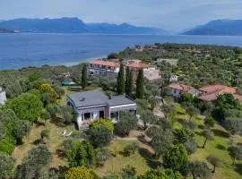 MGH Luxury - Villa Sirmione