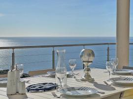 Villa Paradise Vue Mer Golfe de Saint Tropez 8 couchages, hotel in Les Issambres