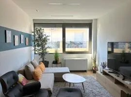 URBAN APARTMENT