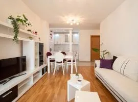 Purple - Cozy apartment in nice area
